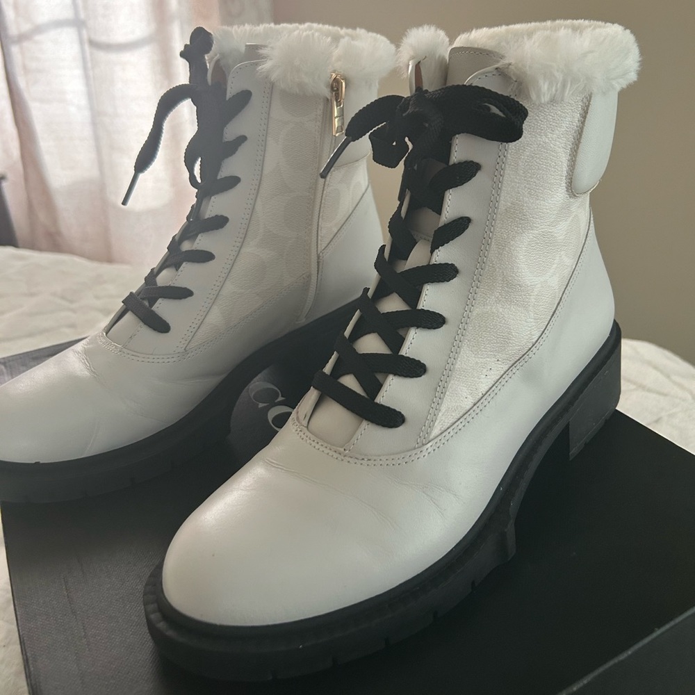 Layne Woman’s Leather Boot